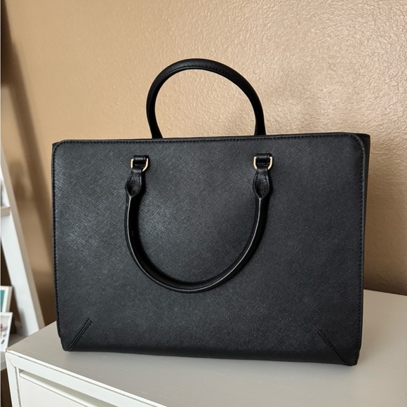 Tory Burch Large Robinson Handbag - Picture 3 of 9